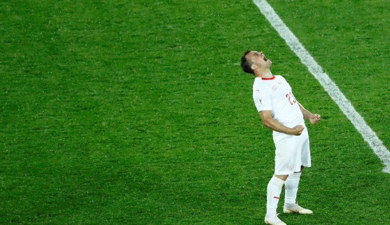 Μουντιάλ 2018: Ανατροπή-μισή πρόκριση για την Ελβετία που κέρδισε 2-1 την Σερβία
