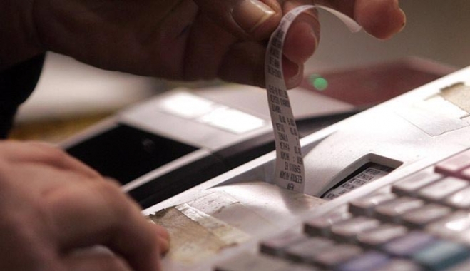 «Πρεμιέρα» αύριο για ΦΠΑ 24% παντού και 17% στα ακριτικά νησιά