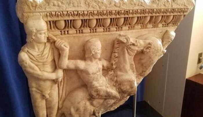 Οι ΗΠΑ επέστρεψαν στην Ελλάδα κλεμμένη ρωμαϊκή σαρκοφάγο