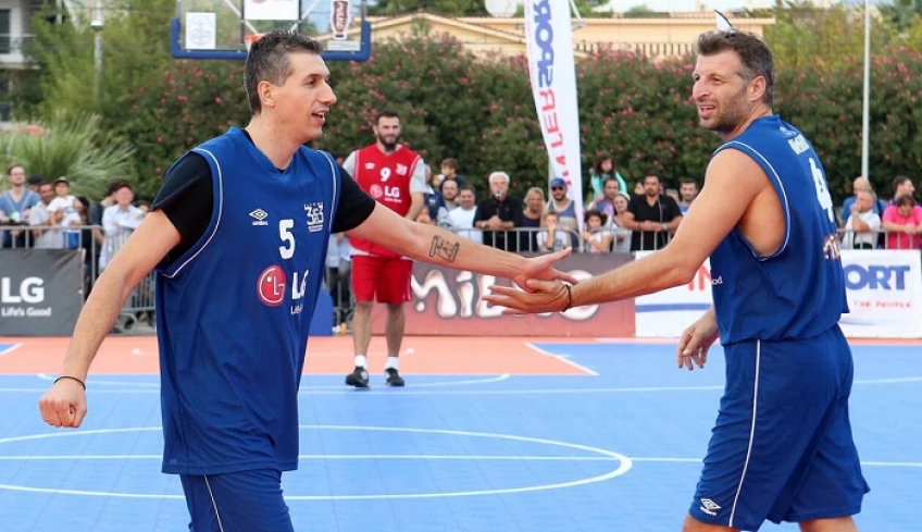 Με Διαμαντίδη, Παπαλουκά και άρωμα ευρωμπάσκετ, το νέο σποτάκι για τους εμβολιασμούς