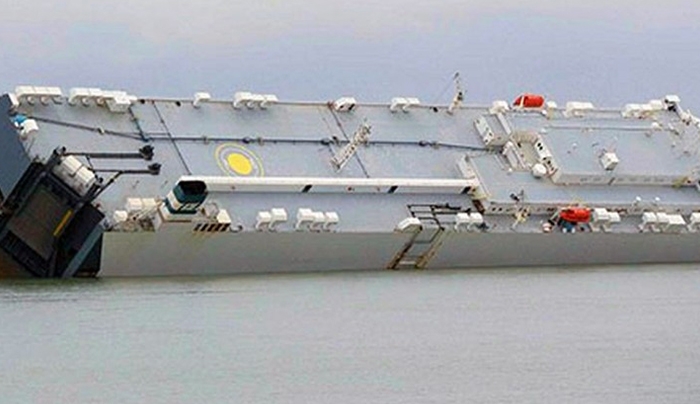 Βρετανία: “Χρυσό” ναυάγιο 140 εκατ. ευρώ με κατεστραμμένα πολυτελή αυτοκίνητα