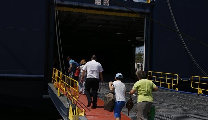 Ακτοπλοϊκή κίνηση: 418.000 λιγότεροι ταξίδεψαν φέτος στο Αιγαίο και την Κρήτη