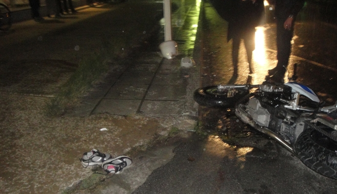 Νεκρή νεαρή κοπέλα σε τροχαίο με μοτοσικλέτα στην Εθνικής Αντιστάσεως.