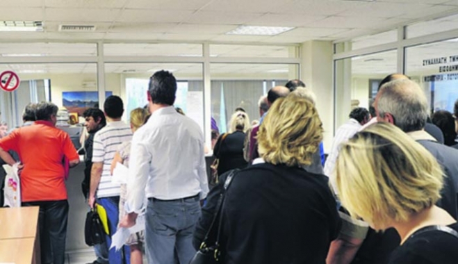 Χάθηκαν οι μισές ρυθμίσεις των 100 δόσεων στον ΟΑΕΕ - ΦΩΤΟ