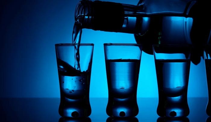 Τι σχέση έχει η βότκα με τα μαλλιά σου;