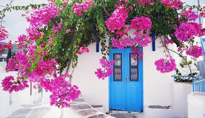 Travelling in Greece: το ελληνικό καλοκαίρι σε 4 γραμματόσημα