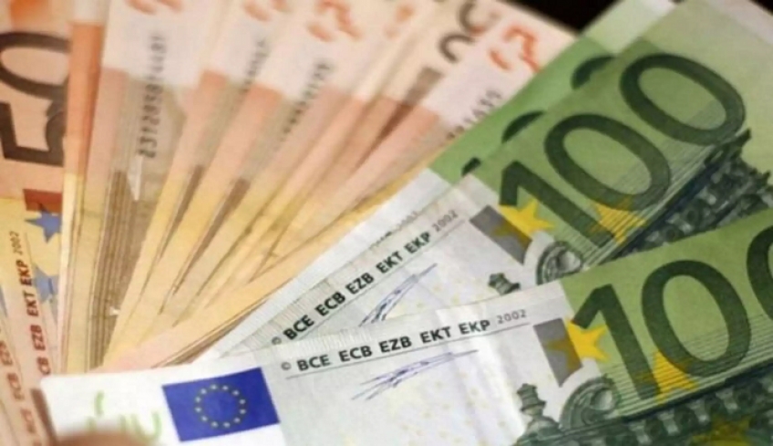 Πρόστιμο 1.200 ευρώ σε όσους εργοδότες απασχολούν εργαζόμενους σε αναστολή