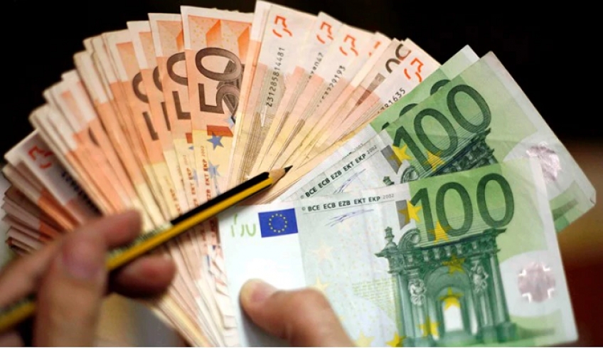Καταβάλλονται επιστρεπτέα προκαταβολή και αποζημίωση ειδικού σκοπού - 33,1 εκατ. ευρώ σε χιλιάδες δικαιούχους