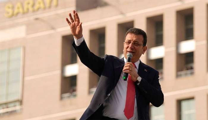 Ένταλμα σύλληψης για τον Εκρέμ Ιμάμογλου - Κατηγορείται για διαφθορά μαζί με άλλα 100 άτομα