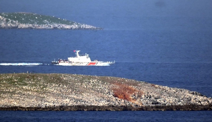 Τουρκική ακτοφυλακίδα συγκρούστηκε με δύο σκάφη του Λιμενικού στην περιοχή των Ιμίων