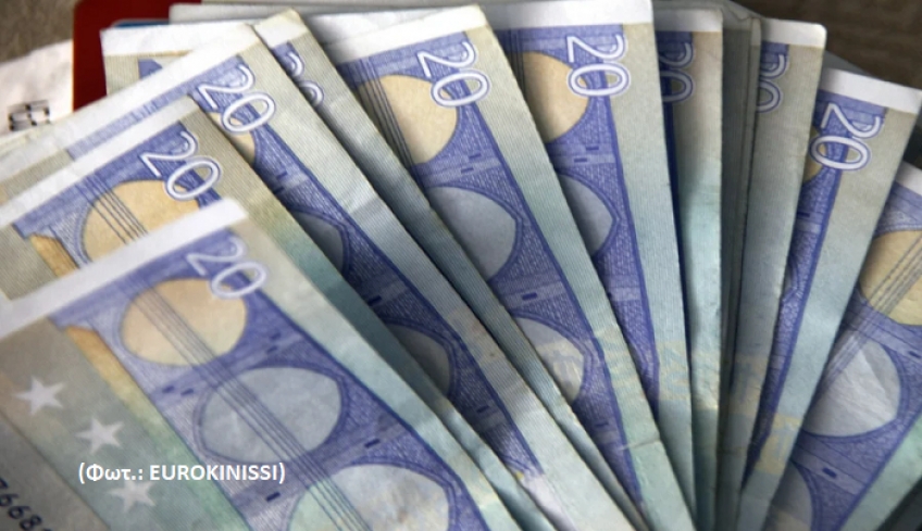Ο νέος κατώτατος μισθός, «παράθυρο» για νέα αύξηση στο τέλος του πρώτου εξαμήνου του 2022