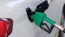 Βενζίνη: Πότε θα πέσει η μέση πανελλαδική τιμή κάτω από 2 ευρώ και πόσο – Πώς θα επηρεαστεί το πετρέλαιο κίνησης