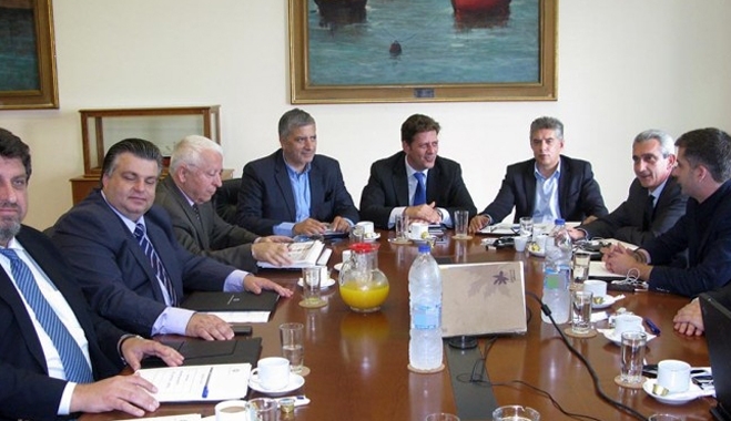 Σύσκεψη του υπουργού Ναυτιλίας και Αιγαίου με την ΄Ενωση Περιφερειών Ελλάδος