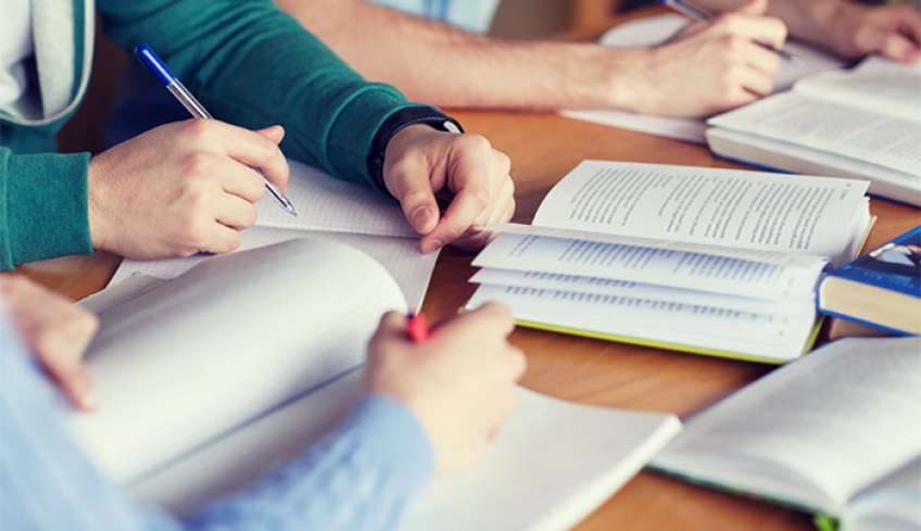 Αντίστροφη μέτρηση για να κλείσουν τα σχολεία – Πότε τελειώνουν οι εξετάσεις σε Γυμνάσια και Λύκεια