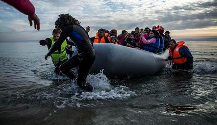 Βαρκελώνη, Λέσβος και Λαμπεντούζα συνεργάζονται για το προσφυγικό