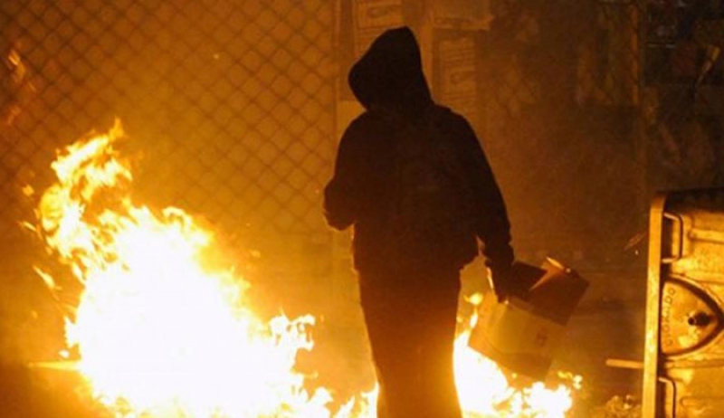 Νύχτα επεισοδίων: Πόλεμος με μολότοφ στην Πατησίων
