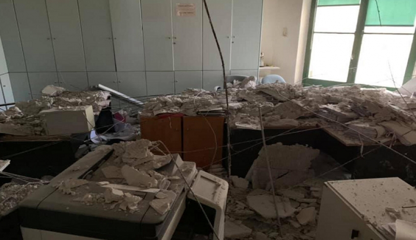 Αποκολλήθηκε η ψευδοροφή σε χώρο των οικονομικών υπηρεσιών στο Δημαρχείο Κω