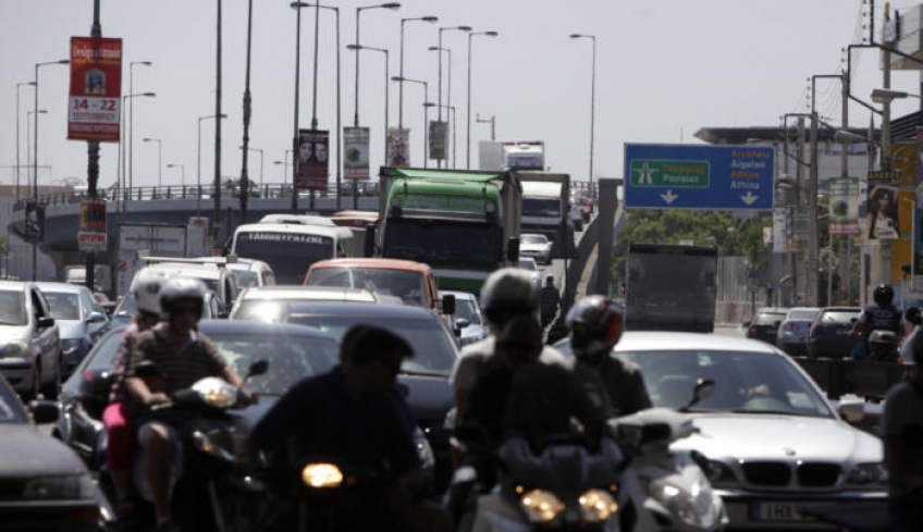 Την επόμενη εβδομάδα στο Taxis τα τέλη κυκλοφορίας – Τι θα πληρώσουν οι ιδιοκτήτες αυτοκινήτων και μηχανών