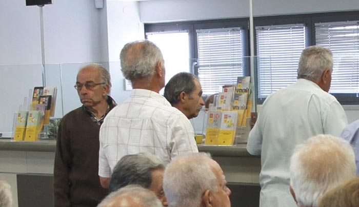 Ολες οι αλλαγές στις εισφορές - Ποιοι επιβαρύνονται, ποια ανταλλάγματα πήραν οι εργοδότες (πίνακες)