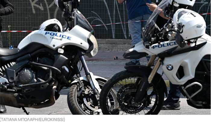 Συναγερμός στην Ασφάλεια από τη σύλληψη δύο ατόμων με Καλάσνικοφ – Τι εξήγηση έδωσαν οι ίδιοι, τι ψάχνουν οι Αρχές