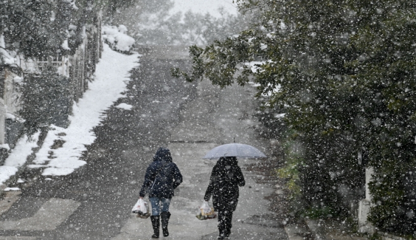 Αγριεύει ο καιρός το επόμενο διήμερο – Βροχές και χιονοπτώσεις σε όλη τη χώρα, τι προβλέπει το Meteo