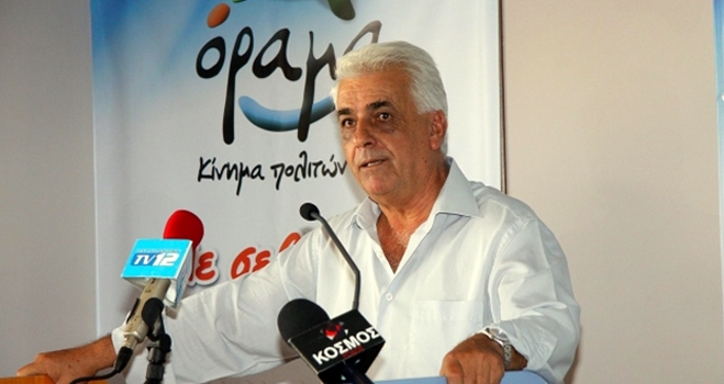 Η Δημοτική Αρχή ενάντια στην απόλυση των 47 υπαλλήλων