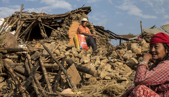 Νεπάλ: Τις 10.000 μπορεί να φθάσουν οι νεκροί, σύμφωνα με τον πρωθυπουργό