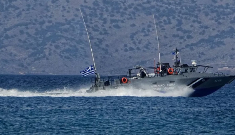 Νέα καταδίωξη με πυροβολισμούς και σύλληψη διακινητή προσφύγων από το Λιμενικό