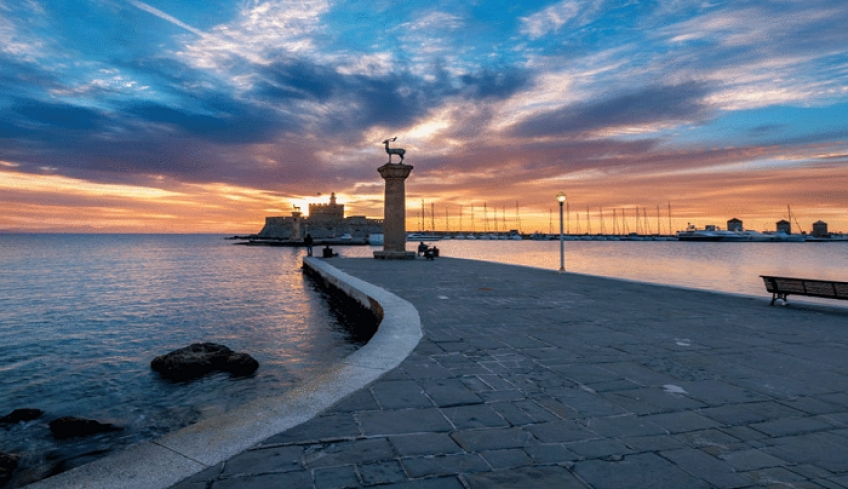 Αθήνα, Ηράκλειο και Ρόδο «ψήφισαν» οι ξένοι τουρίστες το 2019