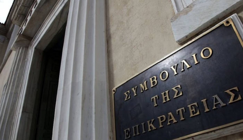 Δώρα Χριστουγέννων και Πάσχα: «Παράθυρο» για την επιστροφή 13ου και 14ου μισθού στο Δημόσιο