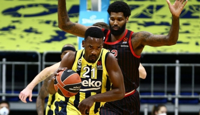 Euroleague: Άγγιξε τη μεγάλη ανατροπή αλλά δεν τα κατάφερε ο Ολυμπιακός – Ηττα με 84-77 από τη Φενερμπαχτσέ