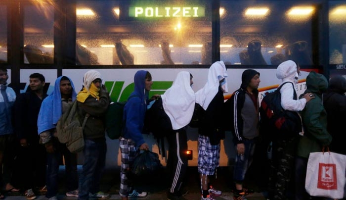 Έξι δισ. ευρώ θα διαθέσει η Γερμανία για το προσφυγικό