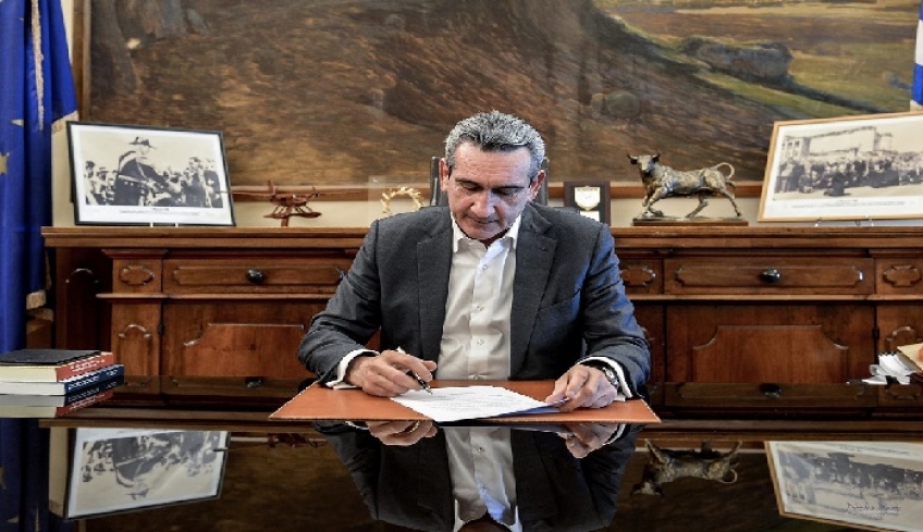 Ηλεκτροφωτισμός γηπέδου ποδοσφαίρου Λάρδου, από την Περιφέρεια Νοτίου Αιγαίου