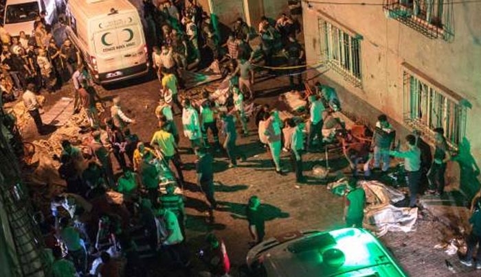 «ΤΥΦΛΗ» ΒΟΜΒΙΣΤΙΚΗ ΕΠΙΘΕΣΗ στην Τουρκία: Τουλάχιστον 30 νεκροί και 100 τραυματίες