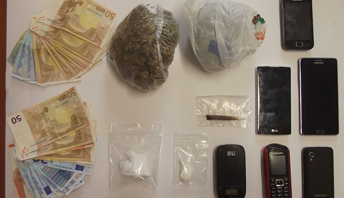 Συνελήφθησαν τρεις ημεδαποί για κατοχή και διακίνηση ναρκωτικών στο Φαληράκι Ρόδου