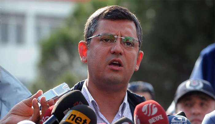 O ηγέτης του Λαϊκού Ρεπουμλικανικού Κόμματος της Τουρκίας, Οζγκιούρ Οζέλ (ΦΩΤΟ ΑΡΧΕΙΟΥ)  AP Photo/Emre Tazegul