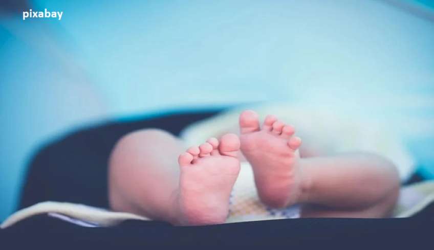 Απίστευτη περιπέτεια για ζευγάρι στη Λάρισα: Mπέρδεψαν τα μωρά στο μαιευτήριο - «Το θήλασε κιόλας η γυναίκα μου»