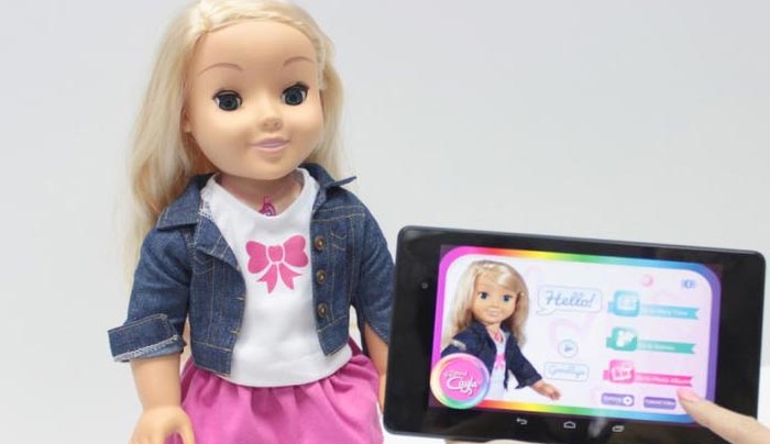 Γερμανία: Ζήτησαν από τους γονείς να καταστρέψουν κούκλα λόγω... κατασκοπείας