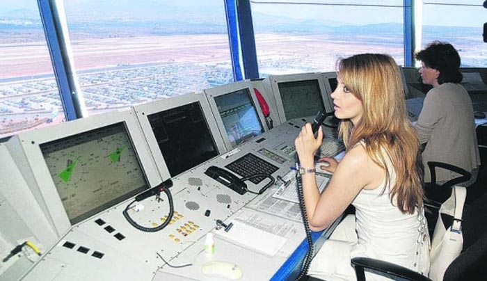 Γραπτός διαγωνισμός για 32 ελεγκτές εναέριας κυκλοφορίας μέσω ΑΣΕΠ