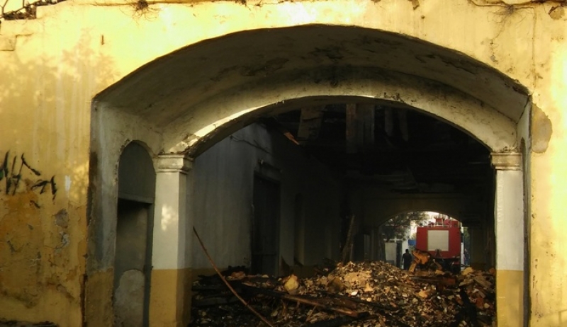 Θλίψη: Κάηκε ολοσχερώς το Πολεμικό Μουσείο στα Χανιά [βίντεο]