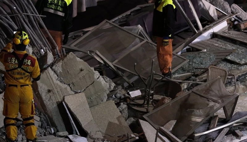 Τουλάχιστον τέσσερις νεκροί, 145 αγνοούμενοι μετά τον σεισμό 6,4 βαθμών στην Ταϊβάν (βίντεο)