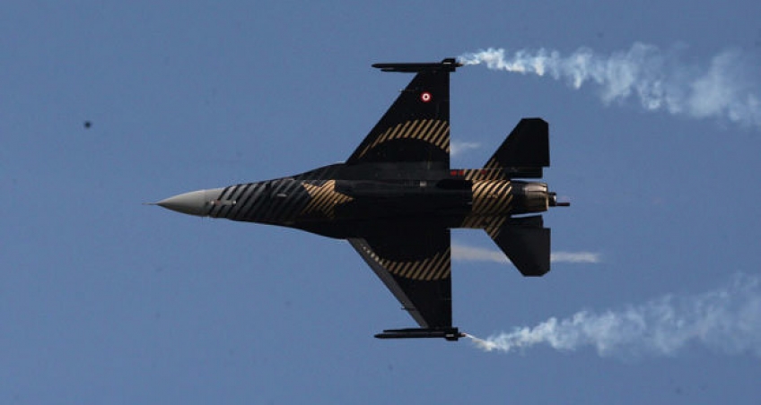Τουρκικά μαχητικά F-16 «απάντησαν» στο διάβημα του ΥΠΕΞ με υπερπτήσεις σε Αγαθονήσι – Φαρμακονήσι!