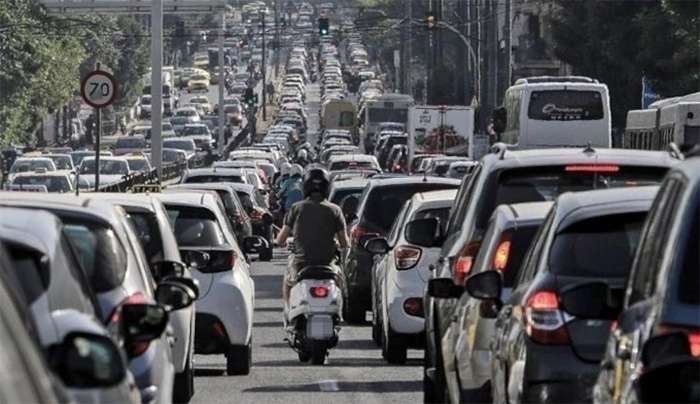 Πρόστιμα έως 2.000 ευρώ για απλήρωτα τέλη, ΚΤΕΟ και ανασφάλιστα ΙΧ κάθε εξάμηνο