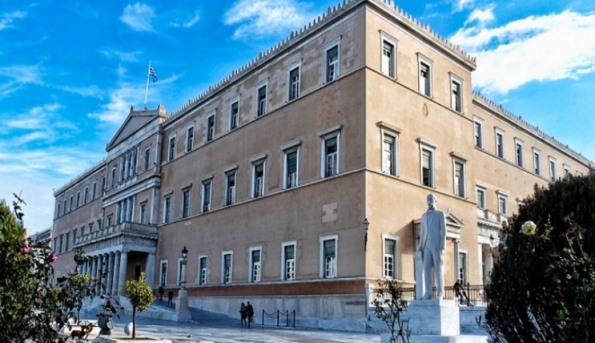Ερευνα- καταπέλτης: 77 νόμοι ψηφίστηκαν το 2018, κανένας δεν πληροί τις προϋποθέσεις καλής νομοθέτησης