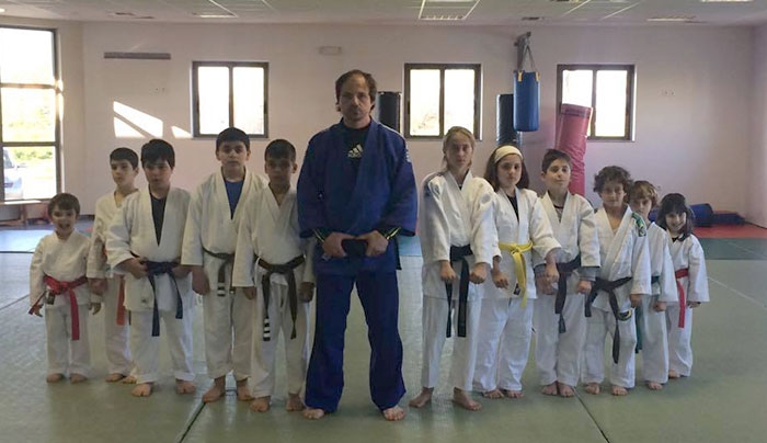 Με μεγάλη επιτυχία το σεμινάριο αγωνιστικού Ju Jitsu και αυτοάμυνας για γονείς και παιδιά μαζί στο Πολύκεντρο της Κω