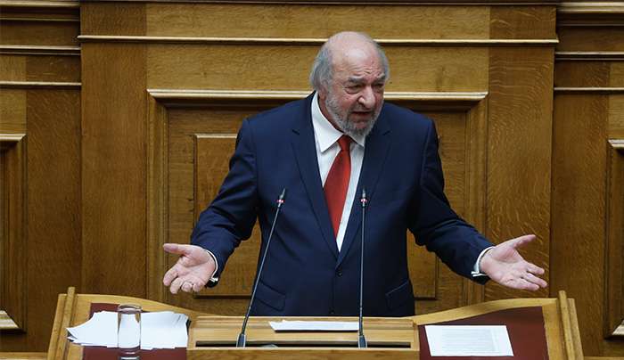 Επίθεση Νικητιάδη στην Κυβέρνηση για το «Καλάθι του Πάσχα», την ακρίβεια και την απουσία προστασίας των εξαγωγών από τους δασμούς Τραμπ