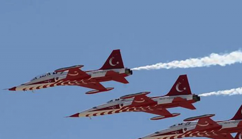 Οπλισμένα τουρκικά αεροσκάφη σε σχηματισμό πραγματοποίησαν 17 παραβιάσεις στο Αιγαίο