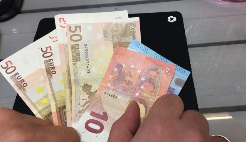 Άγριο τσεκούρι στις συντάξεις – Μακελειό φέρνει η κατάργηση της προσωπικής διαφοράς