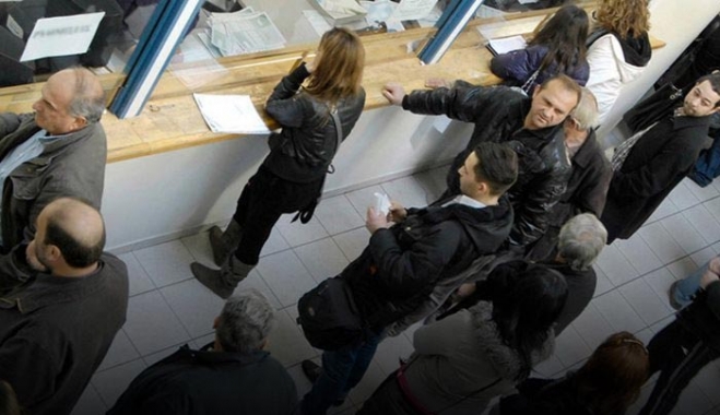 Δεν μπορούν να εισπράξουν τους φόρους και φέρνουν κι άλλους!