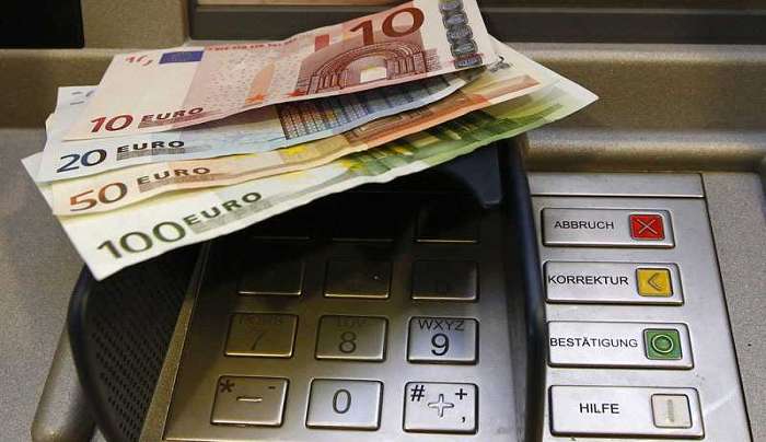 Απότομη προσγείωση από Χατζηδάκη: Δεν θα φτάσει 800 ευρώ o κατώτατος μισθός